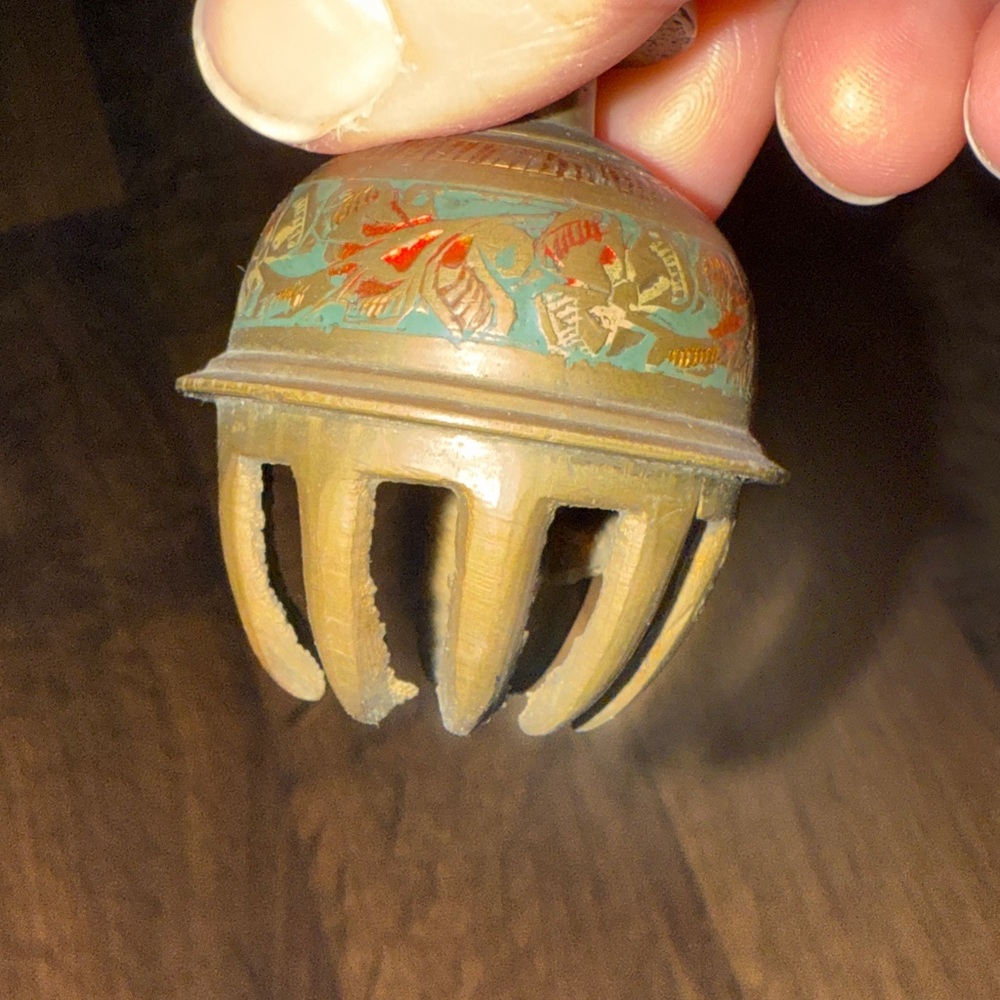 Antique Vintage Brass Decorative Claw Bell - Picture 7 of 7